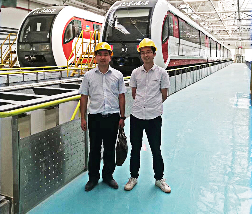 基準(zhǔn)工業(yè)設(shè)計(jì)總監(jiān)劉坤、基準(zhǔn)設(shè)計(jì)機(jī)構(gòu)大區(qū)副總經(jīng)理劉開4.jpg 基準(zhǔn)工業(yè)設(shè)計(jì)總監(jiān)劉坤、基準(zhǔn)設(shè)計(jì)機(jī)構(gòu)大區(qū)副總經(jīng)理劉開4.jpg